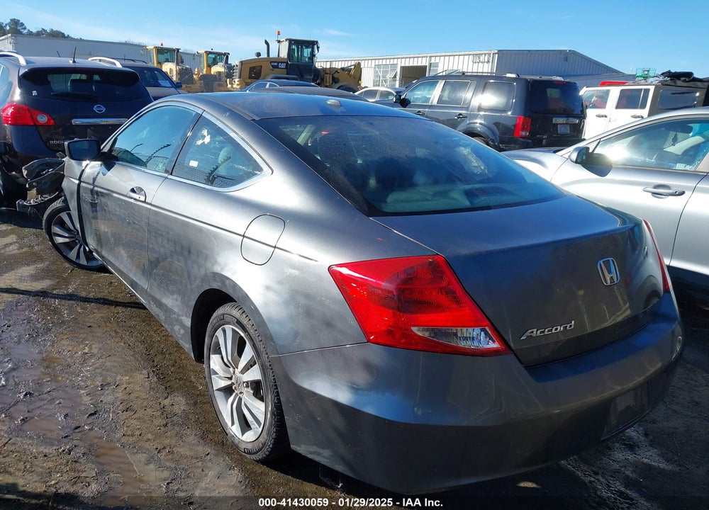 2011 HONDA ACCORD 2.4 EX-L VIN: 1HGCS1B84BA015437