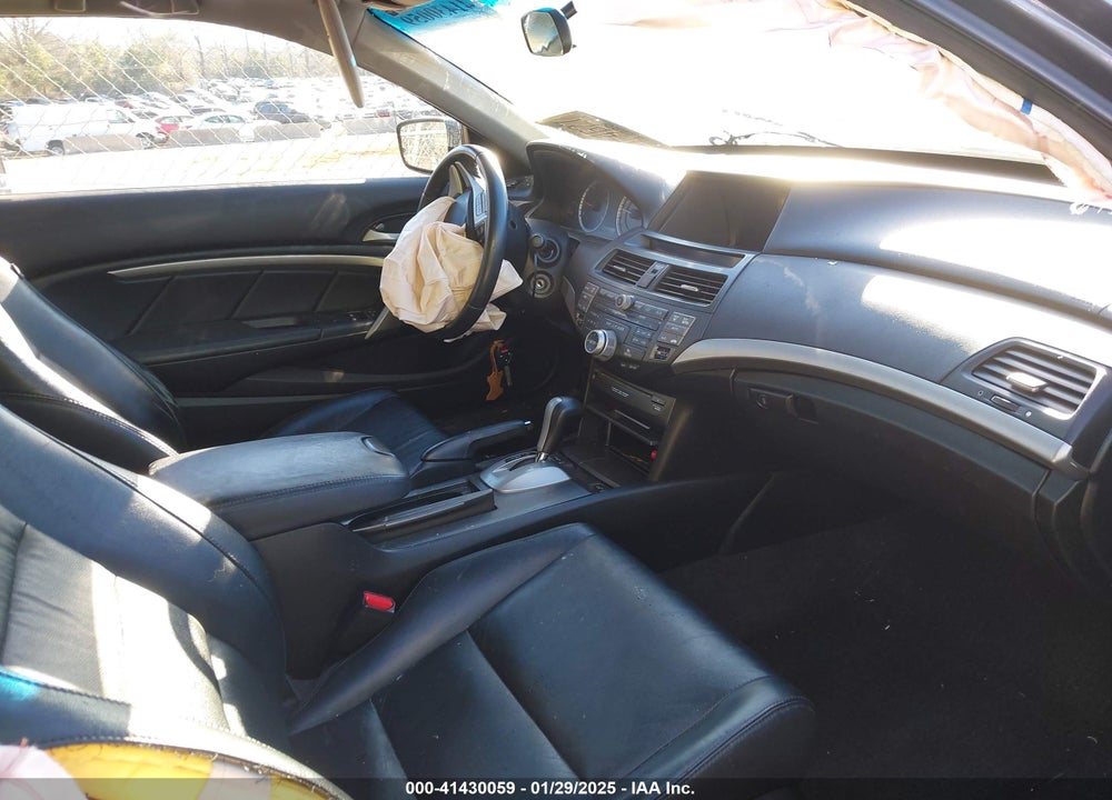 2011 HONDA ACCORD 2.4 EX-L VIN: 1HGCS1B84BA015437