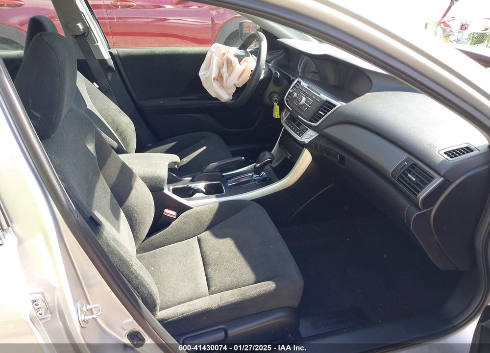 2013 HONDA ACCORD VIN: 1HGCR2F35DA236712