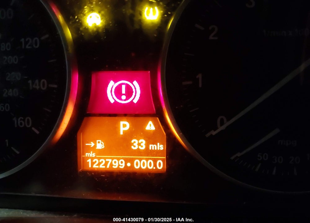 2010 BMW 328I VIN: WBAPK5C5XAA647155