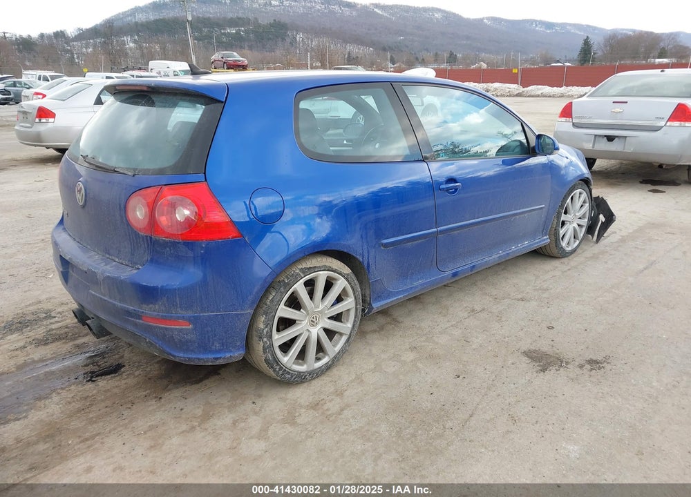 2008 VOLKSWAGEN R32 VIN: WVWKC71K58W064200