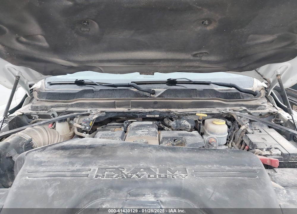 2022 RAM 3500 CHASSIS TRADESMAN/SLT/LAIE/LIMITED VIN: 3C7WRTCL6NG270234