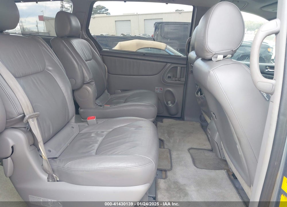2008 TOYOTA SIENNA LIMITED VIN: 5TDZK22C58S153213