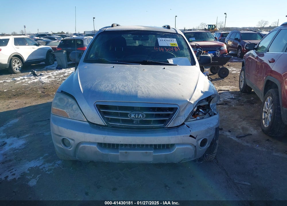 2008 KIA SORENTO LX VIN: KNDJC735185810148