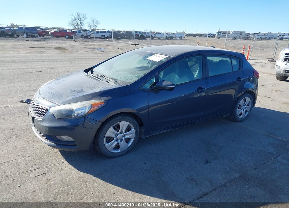 2016 KIA FORTE 5-DOOR LX VIN: KNAFK5A81G5621683