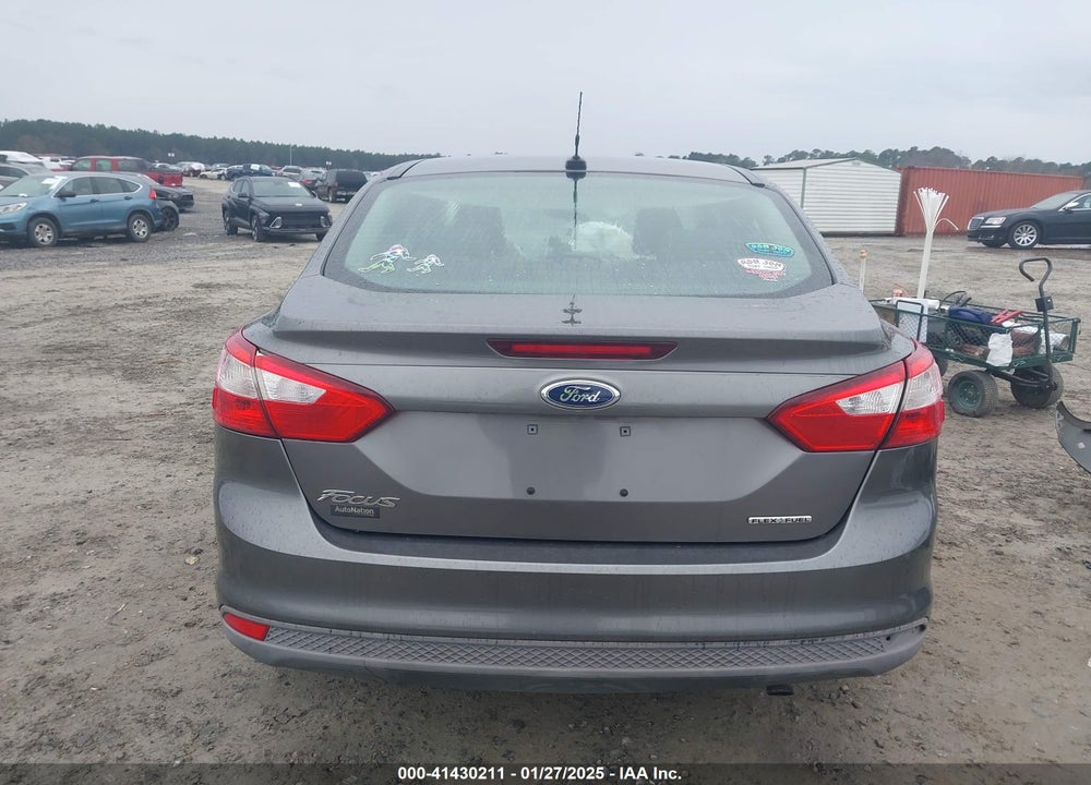 2013 FORD FOCUS VIN: 1FADP3E29DL317844
