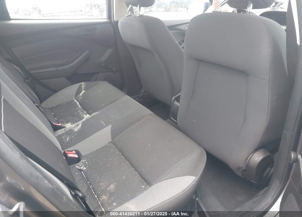 2013 FORD FOCUS VIN: 1FADP3E29DL317844