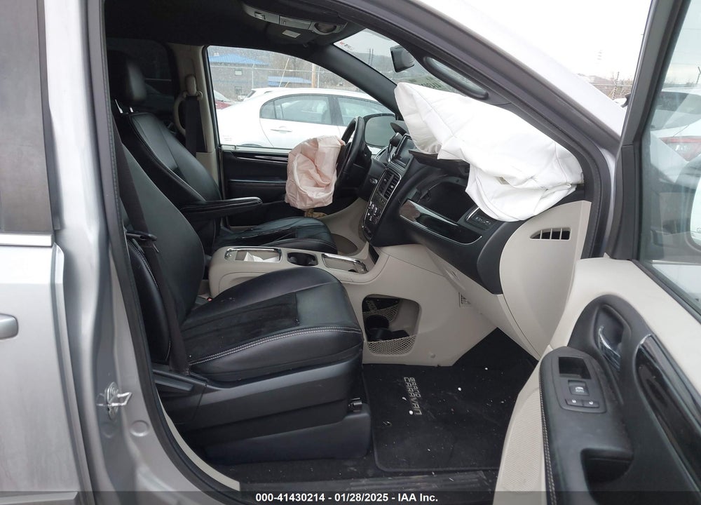 2017 DODGE GRAND CARAVAN SXT VIN: 2C4RDGCG0HR824644
