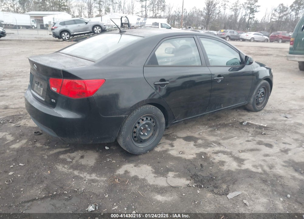 2013 KIA FORTE VIN: KNAFU4A29D5698412