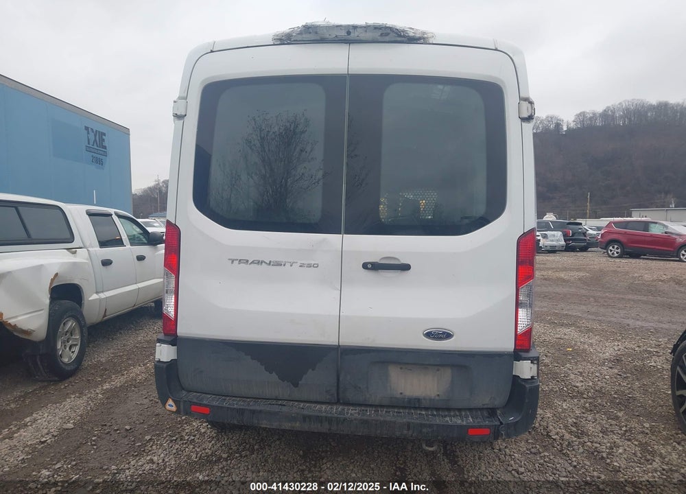 2019 FORD TRANSIT-250 VIN: 1FTYR1CM4KKA00667