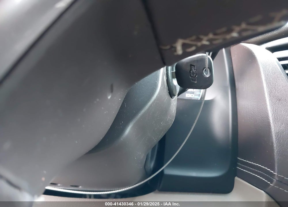 2018 CHEVROLET TAHOE LT VIN: 1GNSCBKC8JR334039