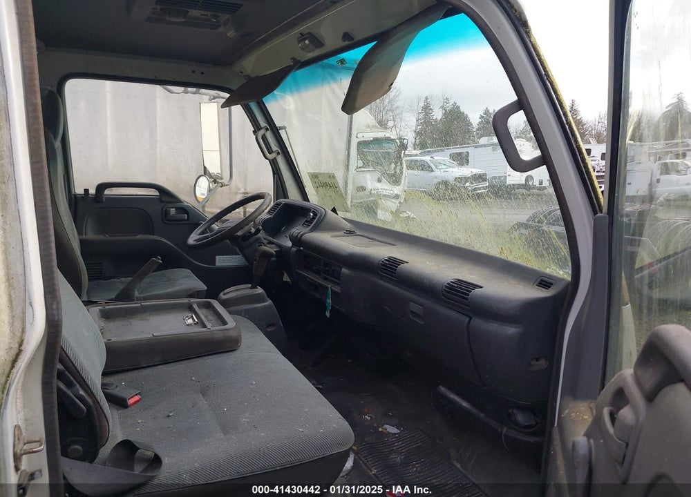2000 ISUZU NPR VIN: JALC4B145Y7002472