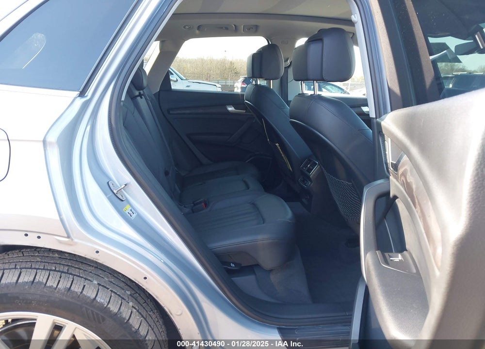 2018 AUDI Q5 2.0T PREMIUM/2.0T TECH PREMIUM VIN: WA1BNAFY8J2142190