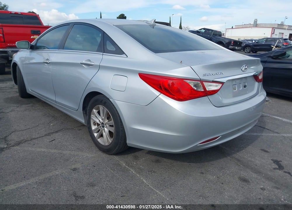 2011 HYUNDAI SONATA GLS VIN: 5NPEB4AC4BH006664