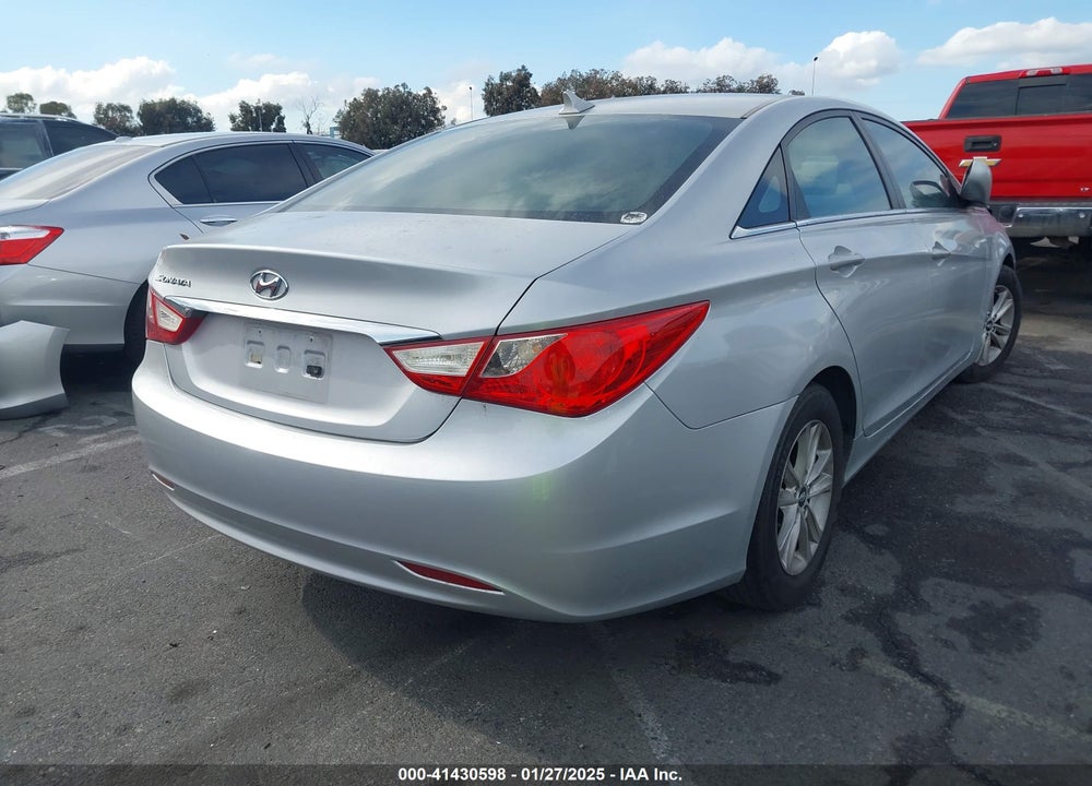 2011 HYUNDAI SONATA GLS VIN: 5NPEB4AC4BH006664
