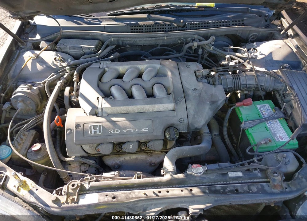 2002 HONDA ACCORD 3.0 EX VIN: 1HGCG16562A050997