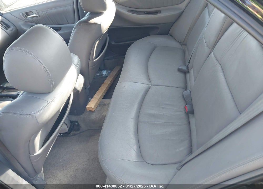 2002 HONDA ACCORD 3.0 EX VIN: 1HGCG16562A050997