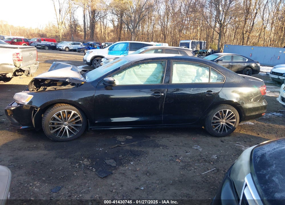2016 VOLKSWAGEN JETTA 1.8T SPORT VIN: 3VWD17AJ3GM260282