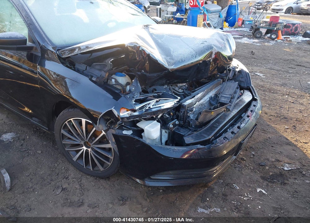 2016 VOLKSWAGEN JETTA 1.8T SPORT VIN: 3VWD17AJ3GM260282
