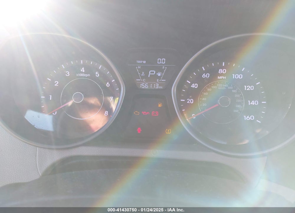 2016 HYUNDAI ELANTRA VIN: 5NPDH4AE3GH783565