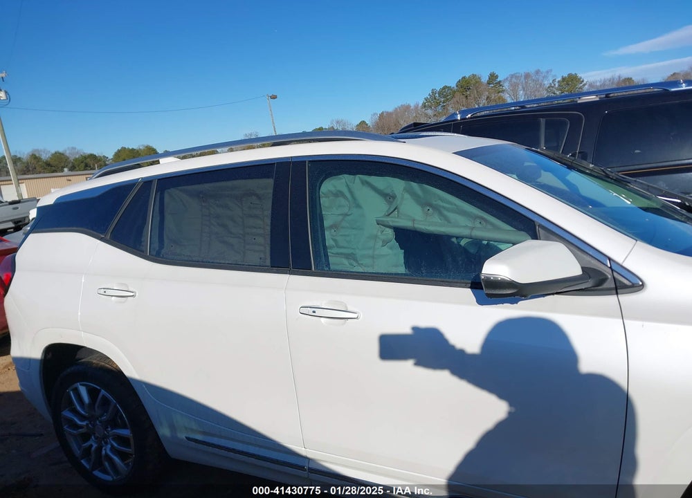 2023 GMC TERRAIN AWD DENALI VIN: 3GKALXEG5PL103720
