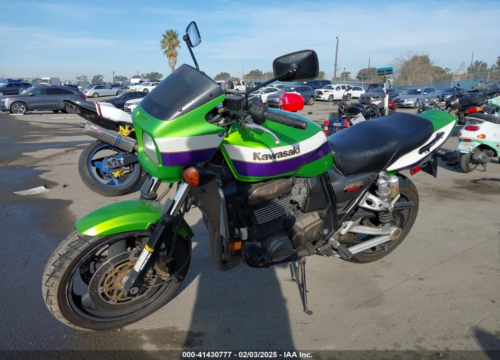2001 KAWASAKI ZR1200 A VIN: JKAZR9A141A001490