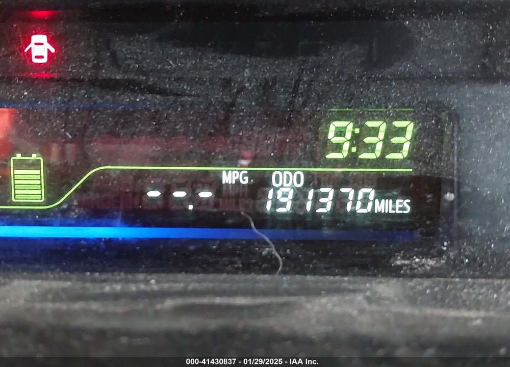 2015 TOYOTA PRIUS V TWO VIN: JTDZN3EU3FJ037441