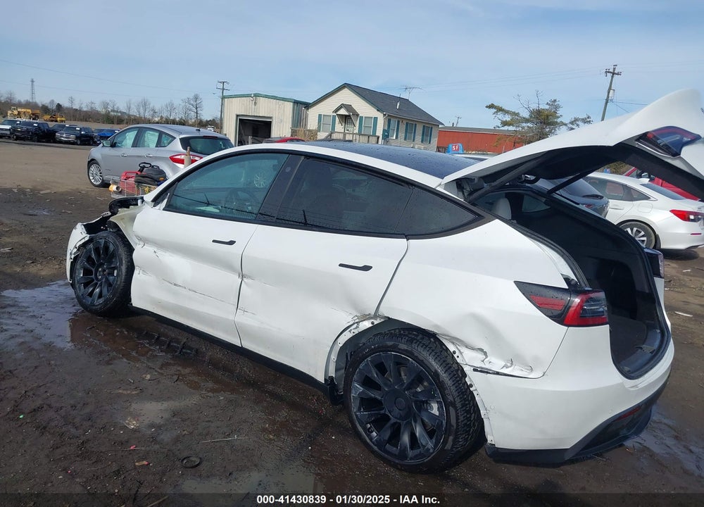 2021 TESLA MODEL Y LONG RANGE DUAL MOTOR ALL-WHEEL DRIVE VIN: 5YJYGDEE3MF246929