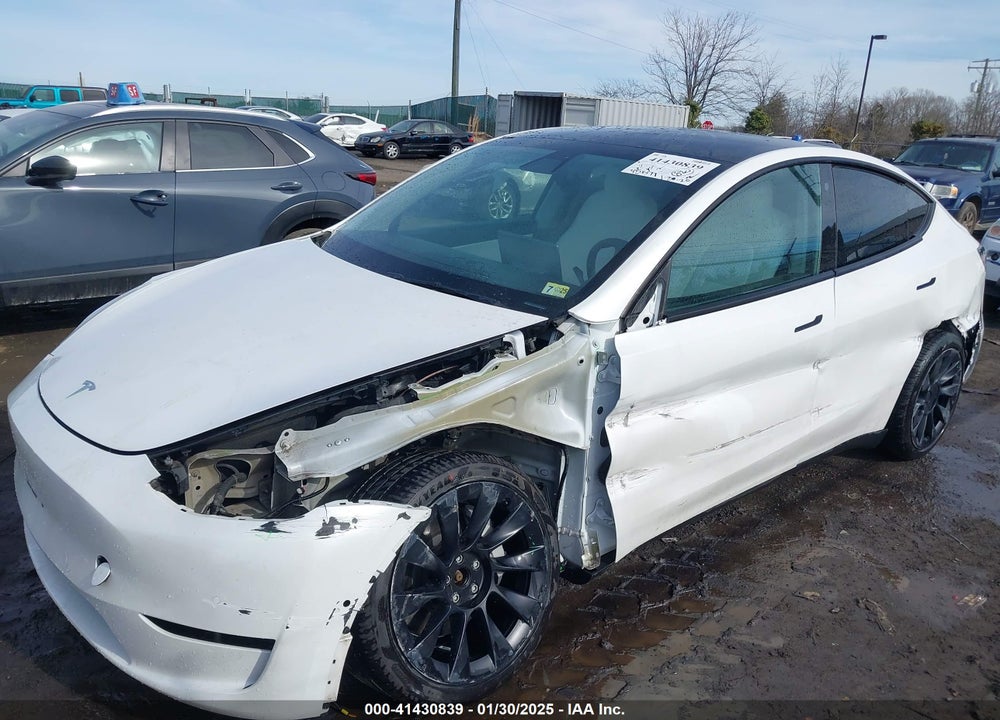 2021 TESLA MODEL Y LONG RANGE DUAL MOTOR ALL-WHEEL DRIVE VIN: 5YJYGDEE3MF246929
