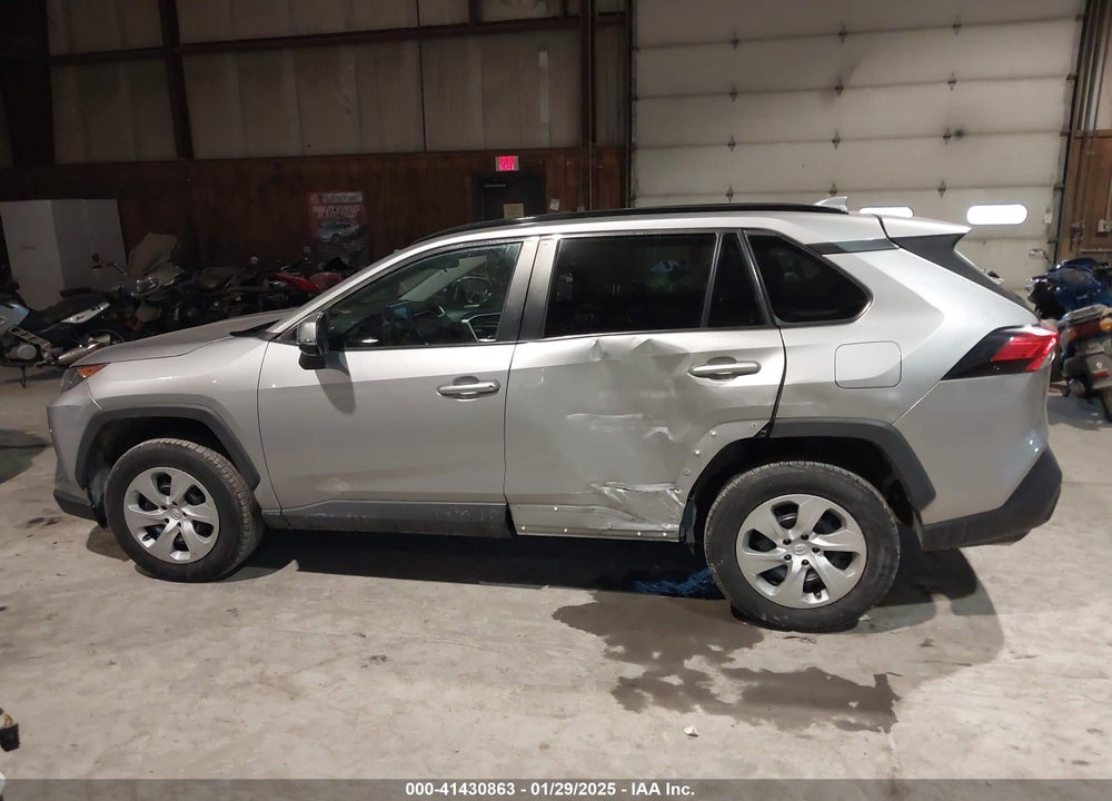2020 TOYOTA RAV4 LE VIN: 2T3G1RFV6LW128102