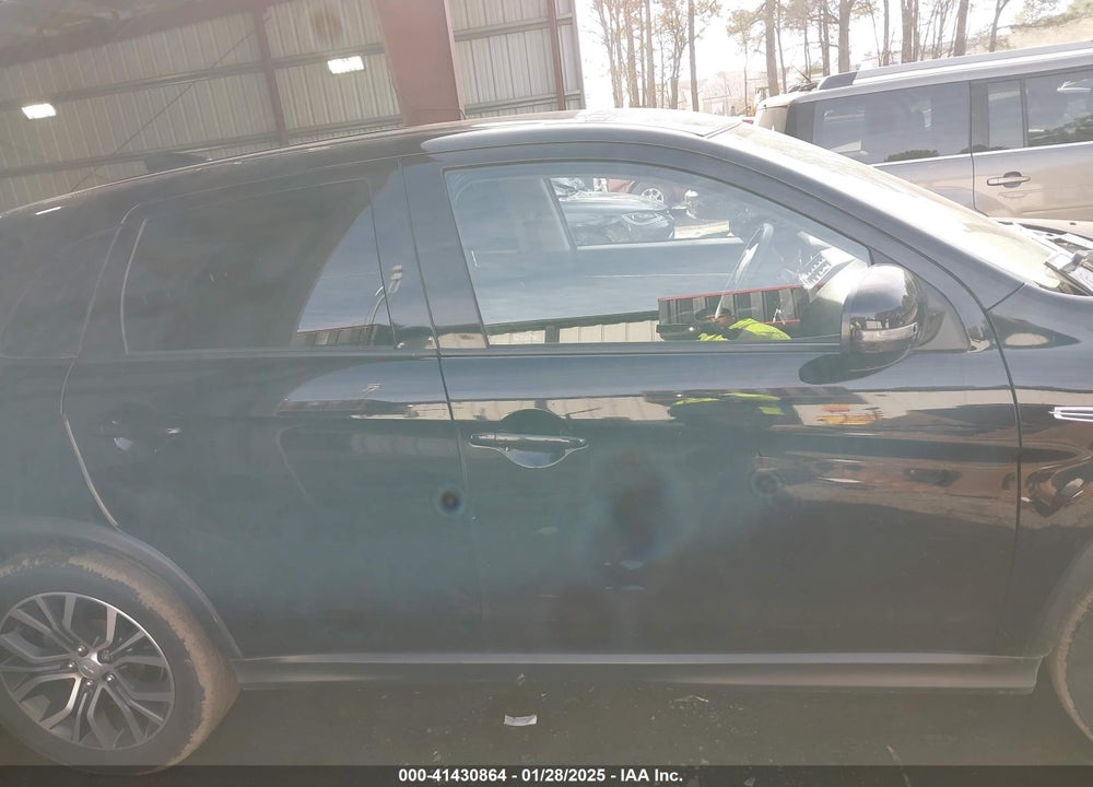 2019 MITSUBISHI OUTLANDER SPORT 2.0 ES VIN: JA4AP3AU0KU023366