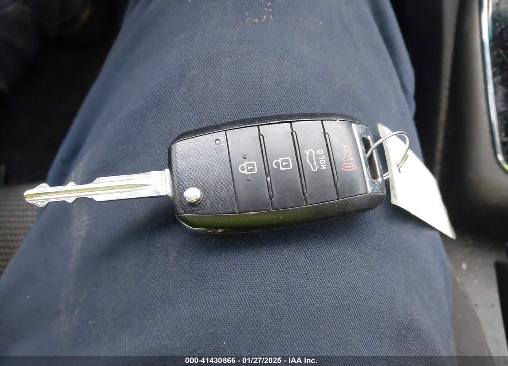 2017 KIA FORTE LX VIN: 3KPFK4A7XHE150305