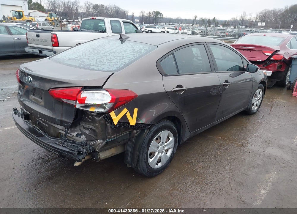 2017 KIA FORTE LX VIN: 3KPFK4A7XHE150305