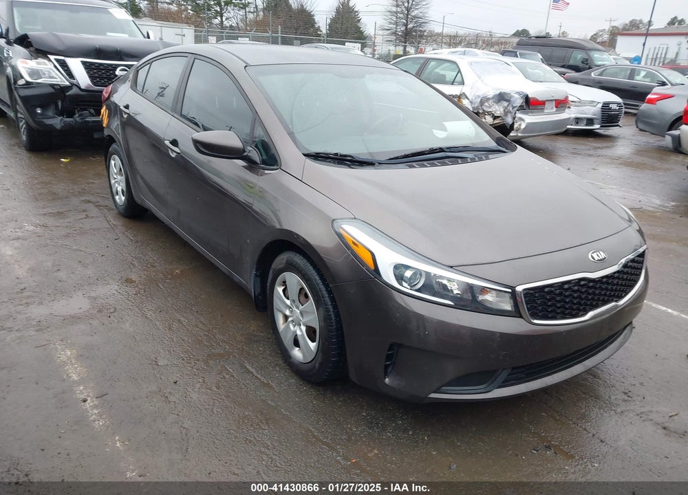 2017 KIA FORTE LX VIN: 3KPFK4A7XHE150305