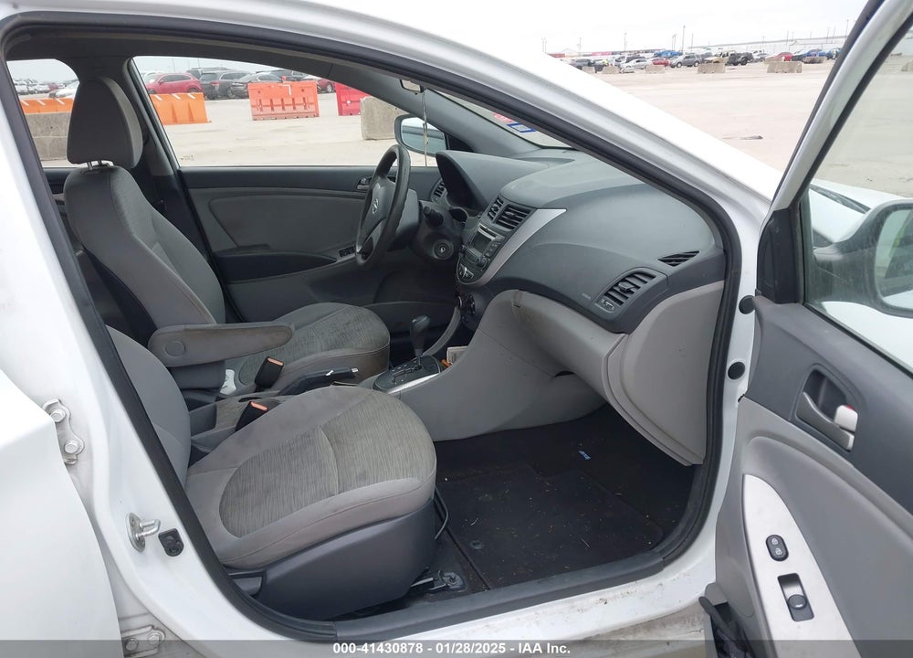 2017 HYUNDAI ACCENT VIN: KMHCT4AE2HU273141