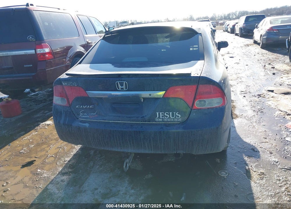 2010 HONDA CIVIC VIN: 2HGFA1F64AH556111