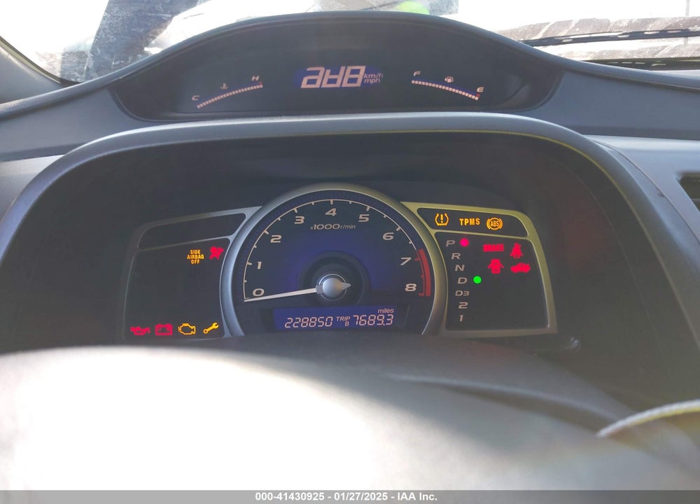 2010 HONDA CIVIC VIN: 2HGFA1F64AH556111