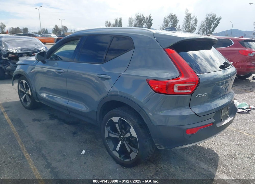 2020 VOLVO XC40 VIN: YV4AC2HK4L2238677
