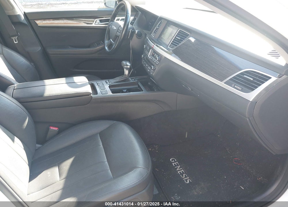 2018 GENESIS G80 3.8 VIN: KMHGN4JE5JU238367