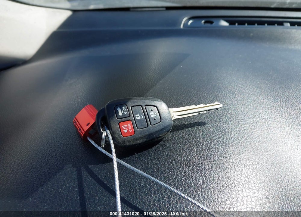 2015 TOYOTA COROLLA VIN: 2T1BURHE0FC230735