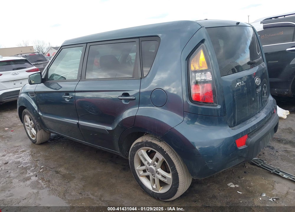 2011 KIA SOUL VIN: KNDJT2A25B7209574