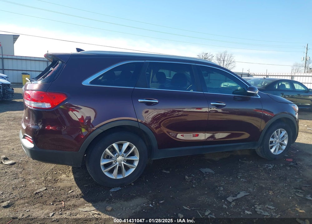 2016 KIA SORENTO 2.4L LX VIN: 5XYPG4A32GG128299