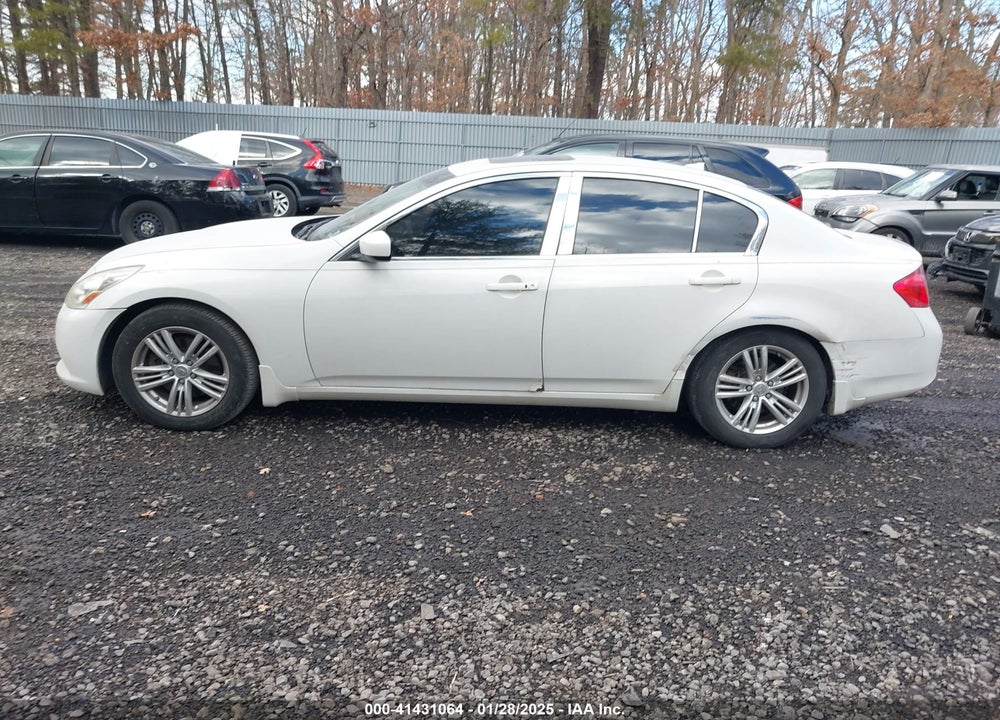 2011 INFINITI G37X VIN: JN1CV6AR6BM353923