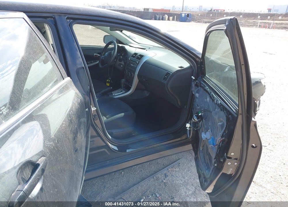 2011 TOYOTA COROLLA VIN: 2T1BU4EE5BC748003