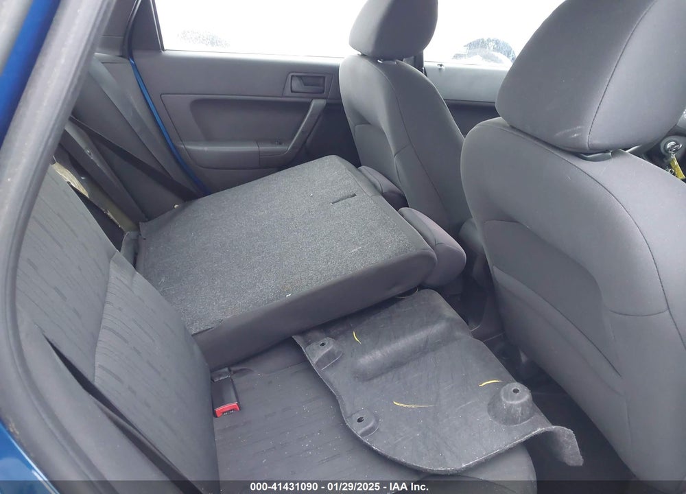 2011 FORD FOCUS VIN: 1FAHP3FN2BW126417