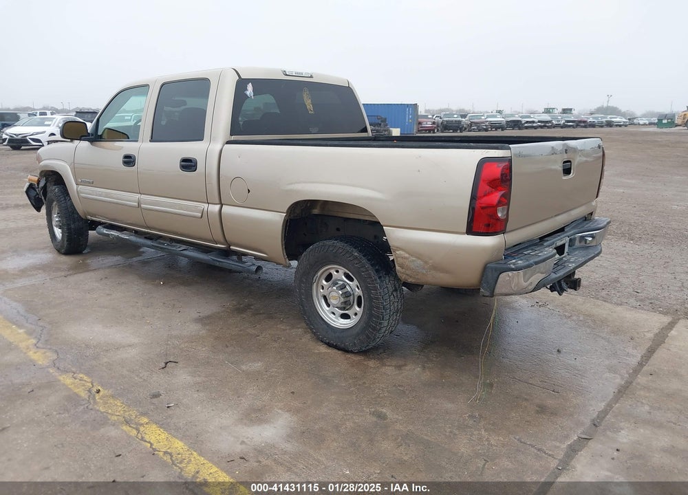 2004 CHEVROLET SILVERADO 2500HD LS VIN: 1GCHK23U54F188248