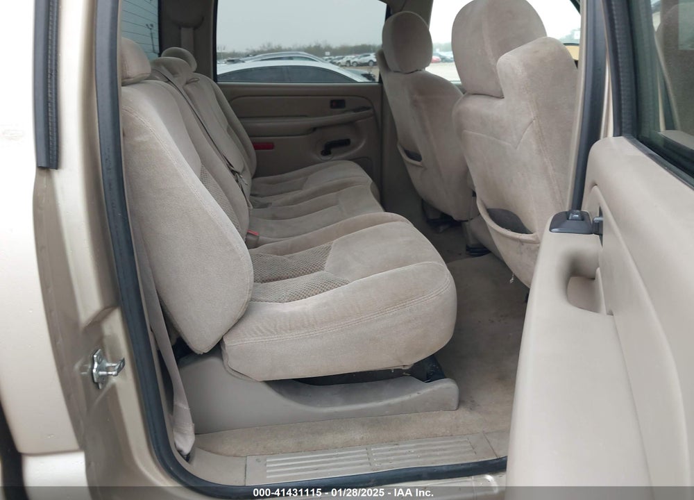 2004 CHEVROLET SILVERADO 2500HD LS VIN: 1GCHK23U54F188248