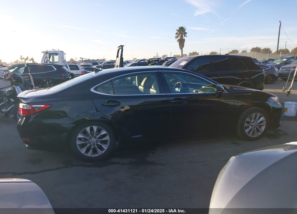 2013 LEXUS ES 300H VIN: JTHBW1GG9D2008655