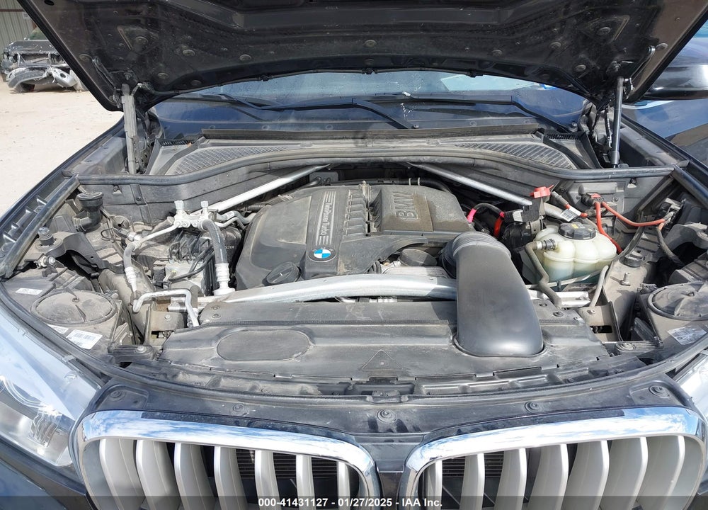 2018 BMW X5 VIN: 5UXKR0C5XJ0Y04716
