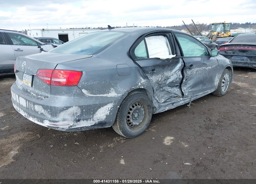 2015 VOLKSWAGEN JETTA VIN: 3VW2K7AJ4FM261136
